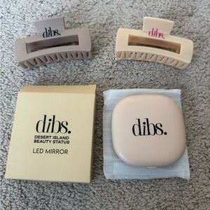 Dibs LED Mirror and Hair Clips Set